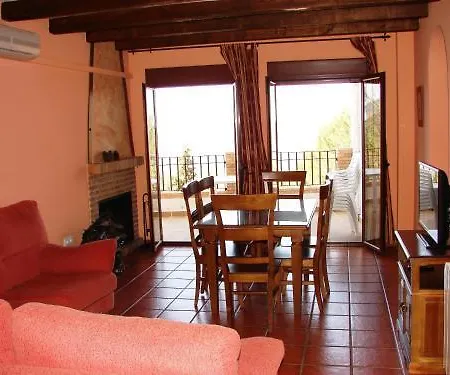 Sierra De Segura Apartahotel